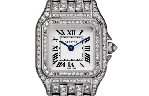 The 30*22 mm copy Panthère De Cartier HPI01129 watches have silver-plated dials.